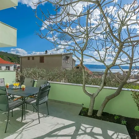 Ivano Apartment