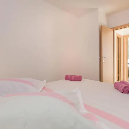 Apartment Ivano Dugi Rat